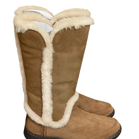 UGG Australia 1008030 Katia Classic Tall Suede Sheepskin
Boots Shoes Chestnut 9 - Picture 4 of 16